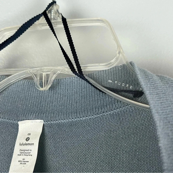 Lululemon Open Mind Lightweight Silk Blend Wrap Poncho/Cape One Size Blue Cast - Picture 12 of 13